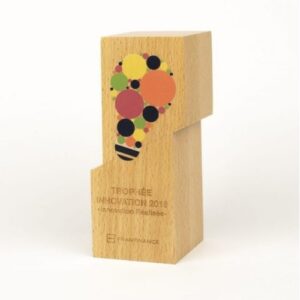 Trophée en bois César imprimé