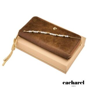 Parure Cacharel (portefeuille voyage & bracelet)